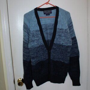 Men's Barnaby Blue Ombre Cardigan 4 - button